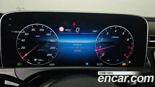 Mercedes-Benz E-Class — Фото автомобиля 8