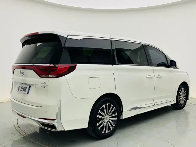 GAC Trumpchi M8 — Фото автомобиля 4