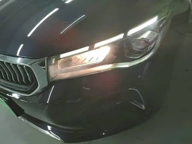Geely Emgrand — Фото автомобиля 23