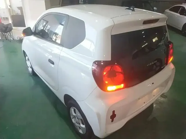 Roewe Kaiwei CLEVER 2021 302km New Four-Seat Super Edition — Фото автомобиля 4