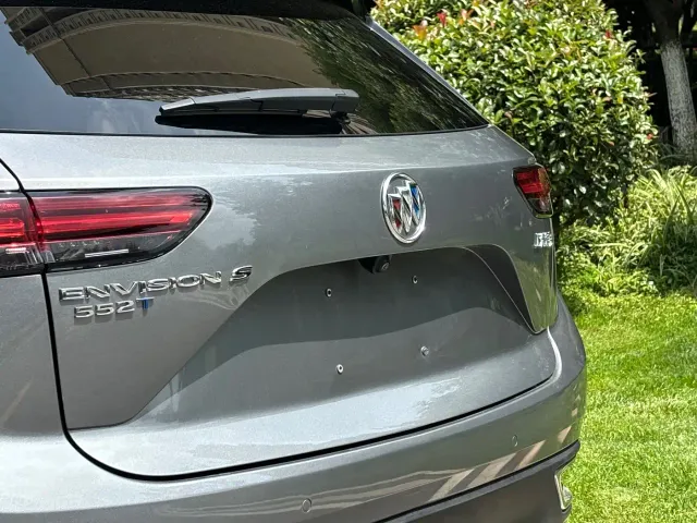 Buick Envision S — Фото автомобиля 20