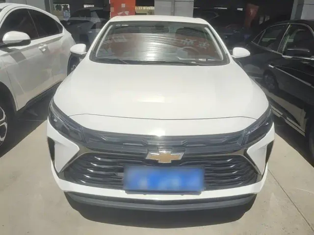 Chevrolet Monza — Фото автомобиля 2