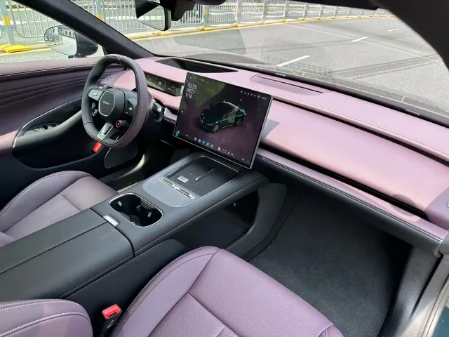 Xiaomi SU7 — Фото автомобиля 6