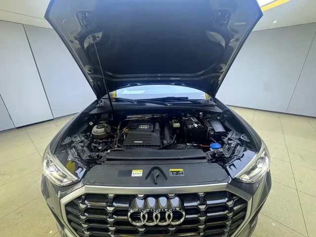 Audi Q3 — Фото автомобиля 7