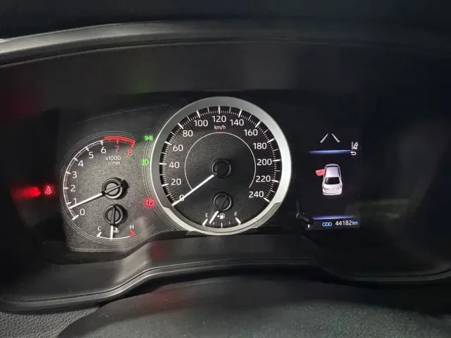 Toyota Corolla — Фото автомобиля 15