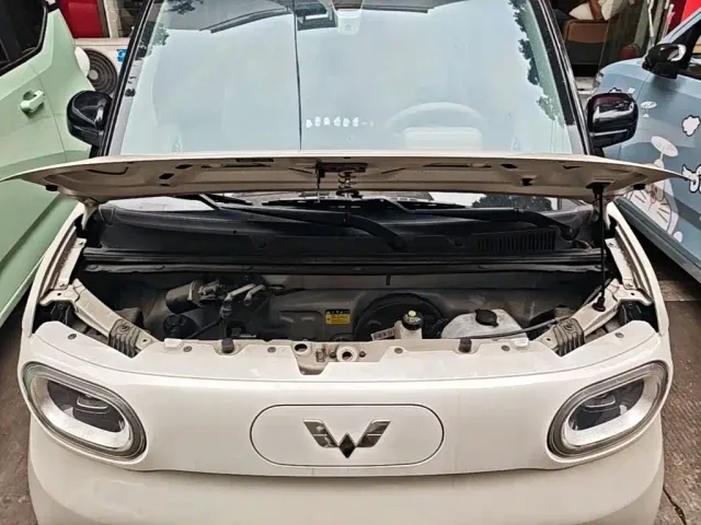 Wuling Hongguang Mini EV — Фото автомобиля 15