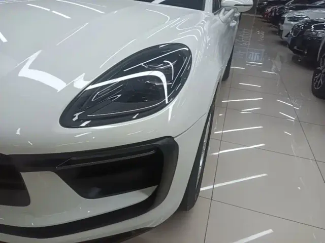 Porsche Macan — Фото автомобиля 23