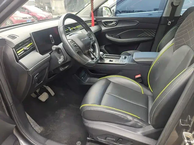 Roewe RX5 — Фото автомобиля 14
