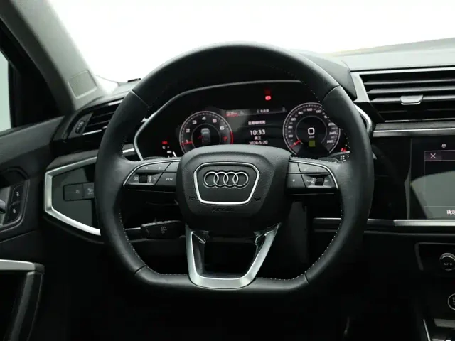 Audi Q3 — Фото автомобиля 16