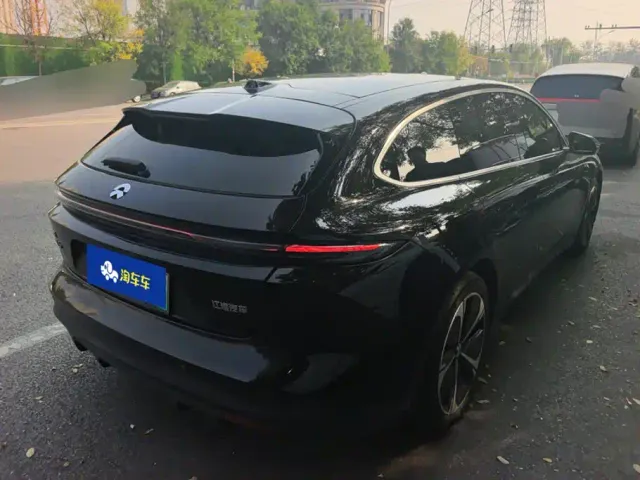 Nio ET5 Touring — Фото автомобиля 3