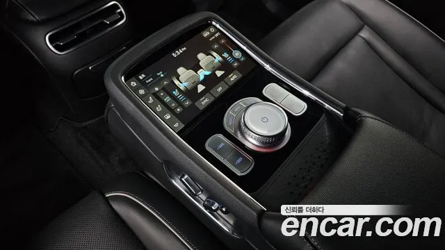 Genesis G90 Бензин 3.5 турбо AWD — Фото автомобиля 17