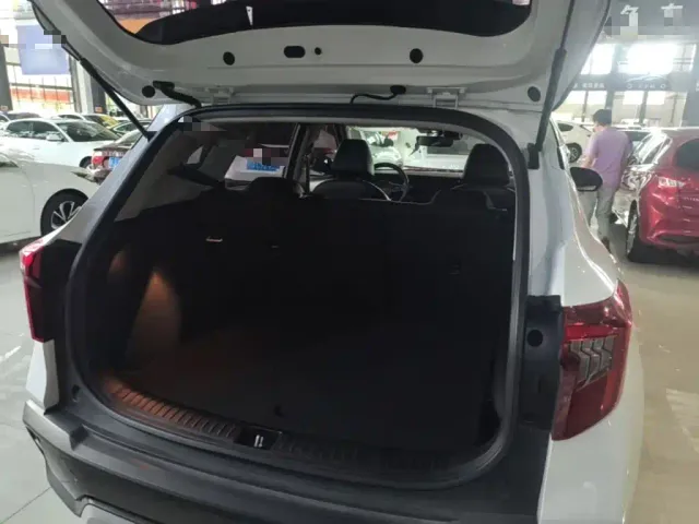 Kia Seltos — Фото автомобиля 18