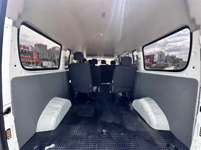 Maxus Xintu V80 — Фото автомобиля 16