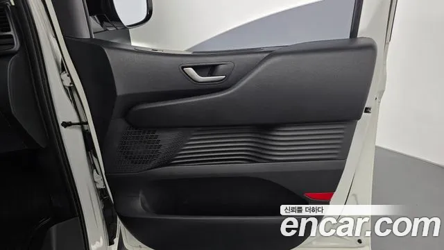 Hyundai Staria New — Фото автомобиля 13