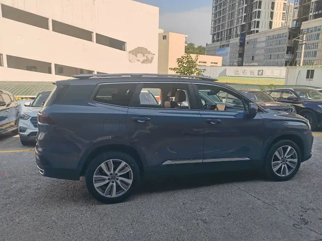 Geely Haoyue — Фото автомобиля 10