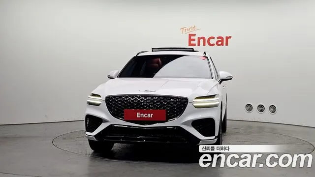 Genesis GV70 — Фото автомобиля 3