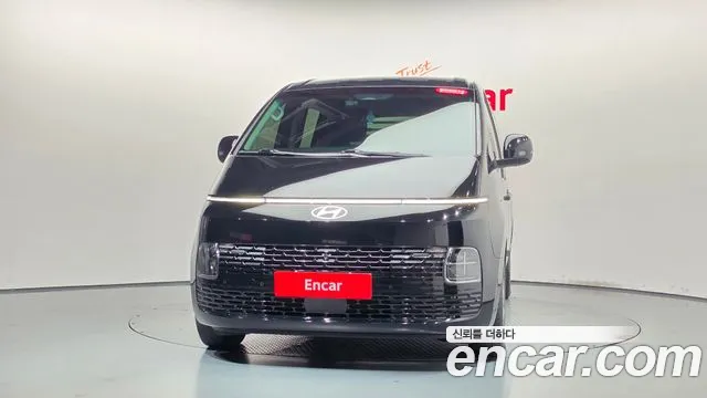 Hyundai Staria — Фото автомобиля 2