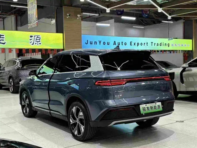 BYD Song Pro — Фото автомобиля 9
