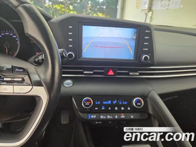 Hyundai Avante CN7 — Фото автомобиля 11