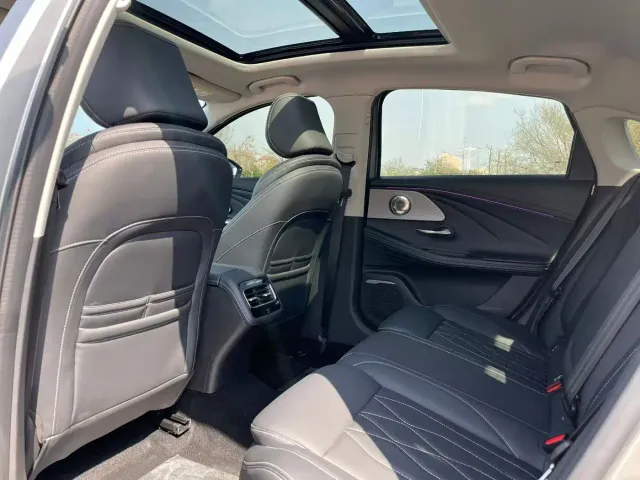 Chery Arrizo 8 — Фото автомобиля 5
