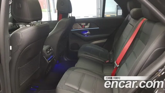 Mercedes-Benz GLE-Class — Фото автомобиля 10