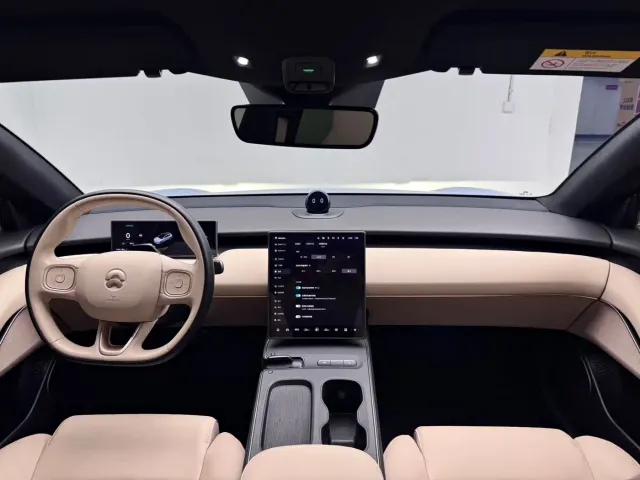 Nio ET5 Touring — Фото автомобиля 16