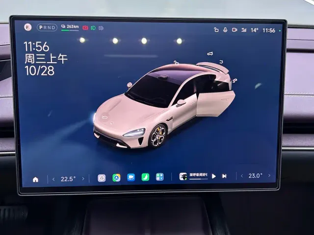 Xiaomi SU7 — Фото автомобиля 14