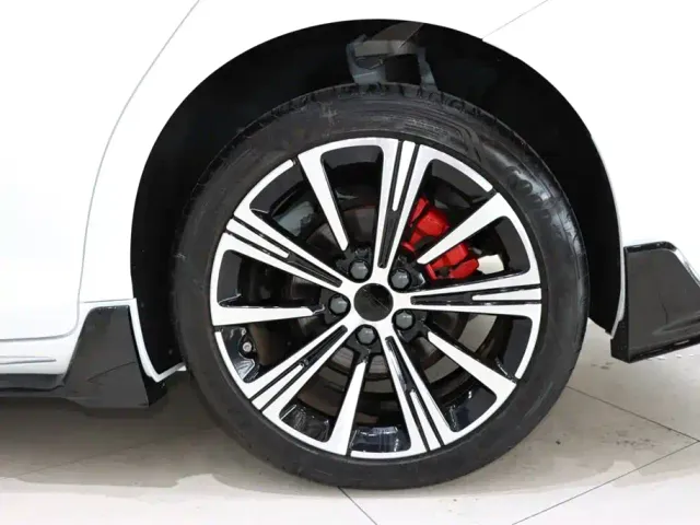 Geely Xingrui — Фото автомобиля 16