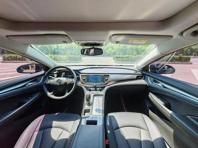 Buick LaCrosse — Фото автомобиля 10