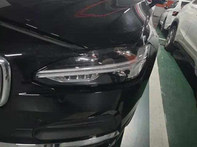 Volvo S90 — Фото автомобиля 5