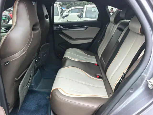 BYD Qin PLUS — Фото автомобиля 12