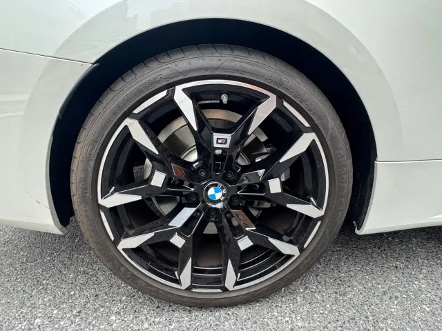 BMW BMW 4 Series 2024 430i M Sport Shadow Edition — Фото автомобиля 9