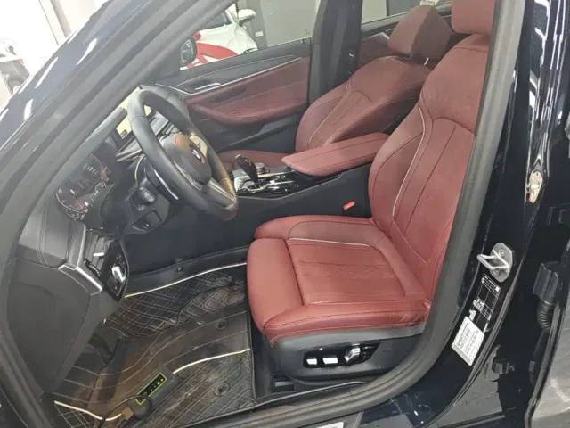 BMW 5 Series — Фото автомобиля 14
