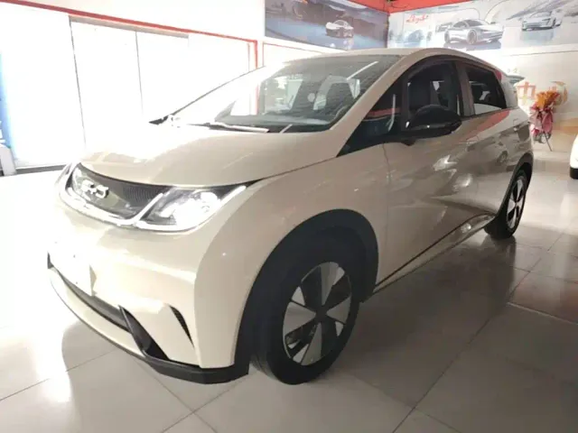Фотография автомобиля — BYD Dolphin