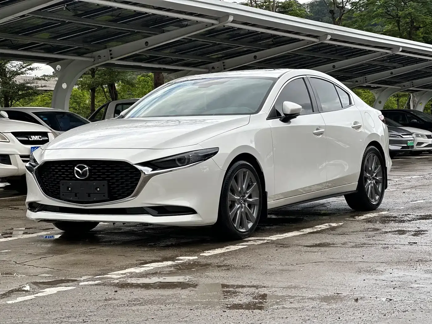Фотография автомобиля — Mazda Mazda3 Axela
