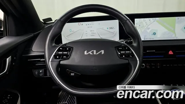 Kia EV6 — Фото автомобиля 22