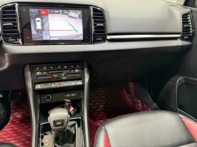 Skoda Karoq — Фото автомобиля 22