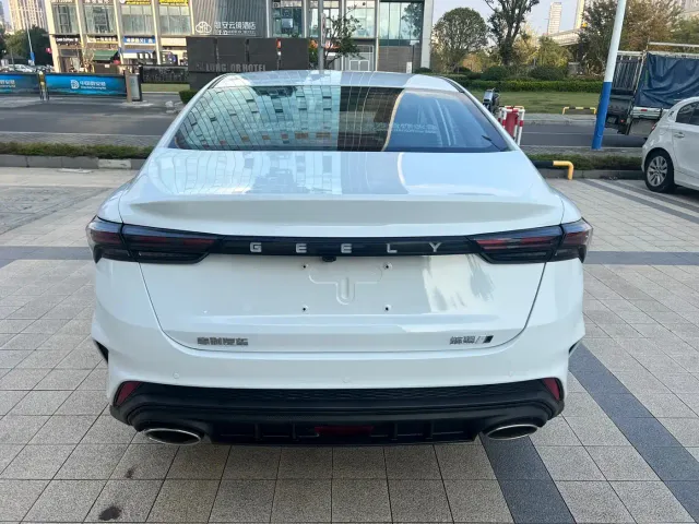 Geely Binrui — Фото автомобиля 18