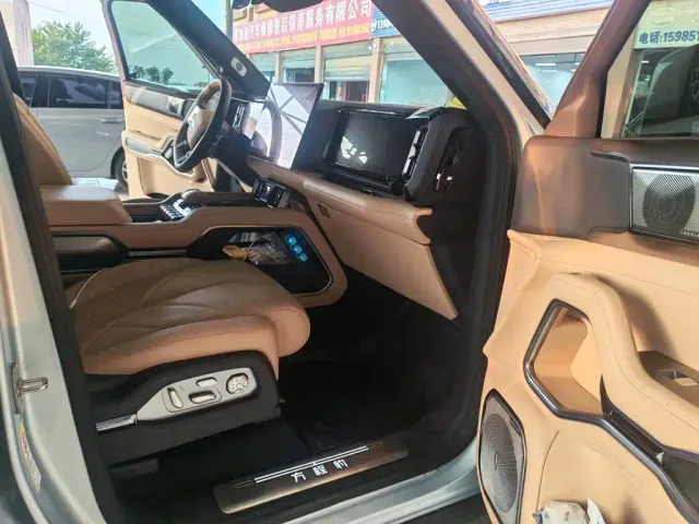 BYD FangChengBao Leopard 8 — Фото автомобиля 9