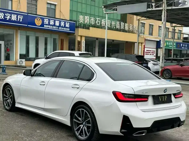 BMW 3 Series — Фото автомобиля 6