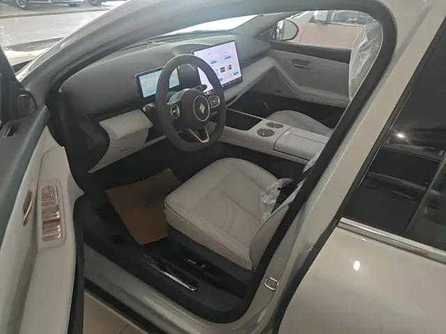 Baojun Xiangjing — Фото автомобиля 14