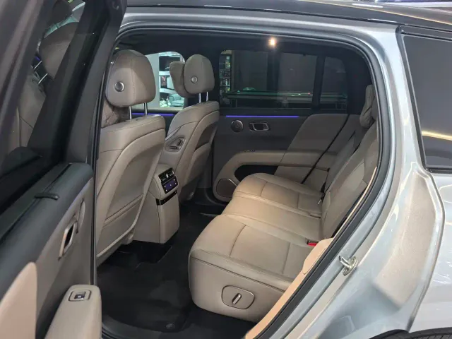 Li Auto i6 — Фото автомобиля 7