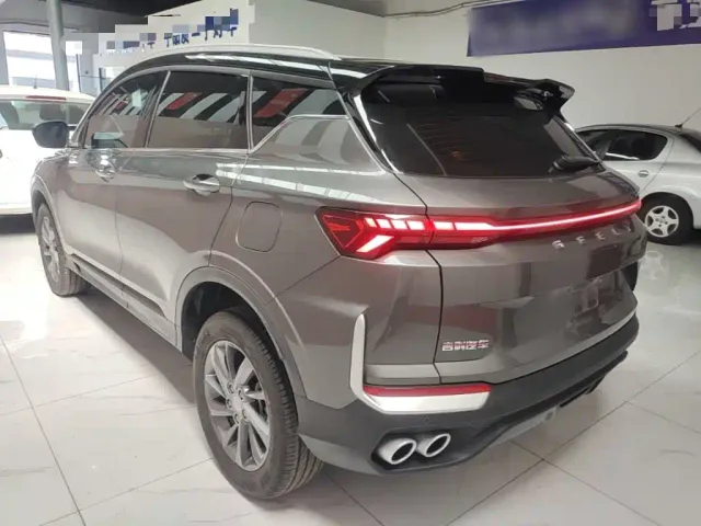 Geely Binyue — Фото автомобиля 4