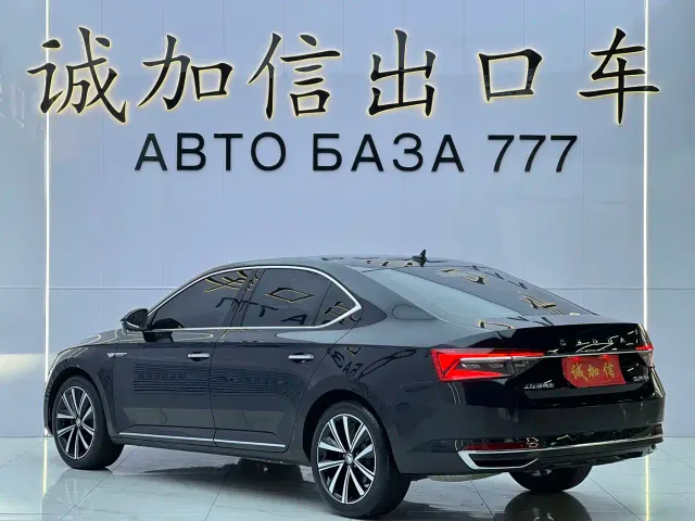 Skoda Superb — Фото автомобиля 6