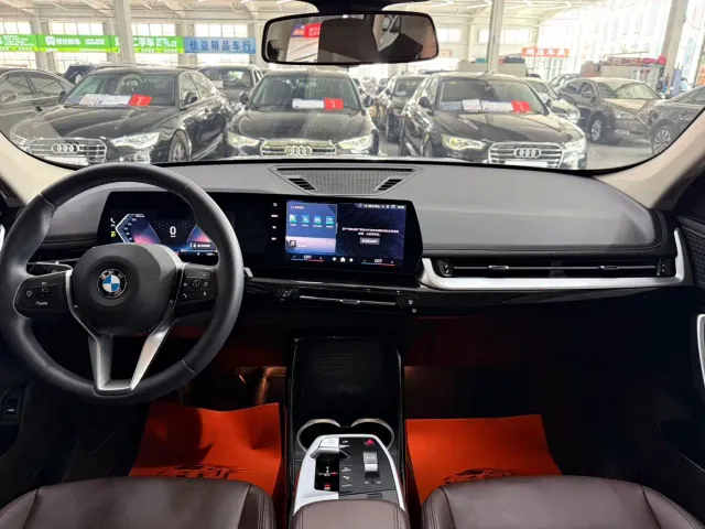 BMW X1 — Фото автомобиля 5