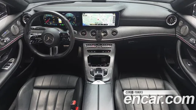 Mercedes-Benz E-Class — Фото автомобиля 7