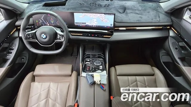 BMW 5-Series — Фото автомобиля 7