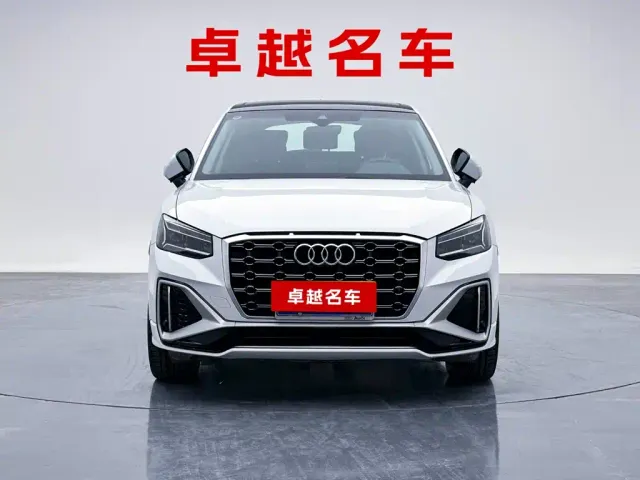 Audi Q2L — Фото автомобиля 6