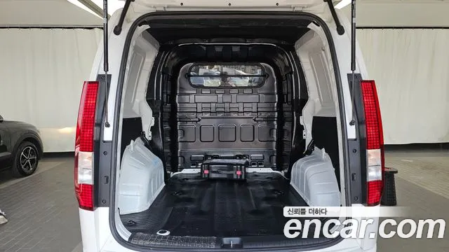 Hyundai Staria Staria Карго 5 мест — Фото автомобиля 19