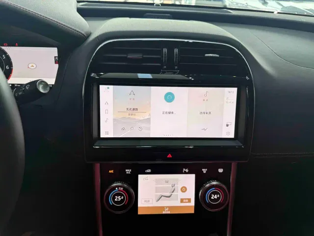 Jaguar XEL — Фото автомобиля 13